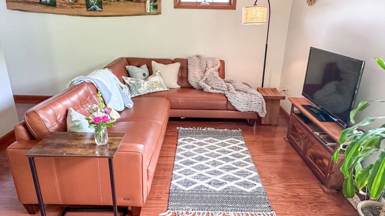 Photo of Livingroom in Fairview