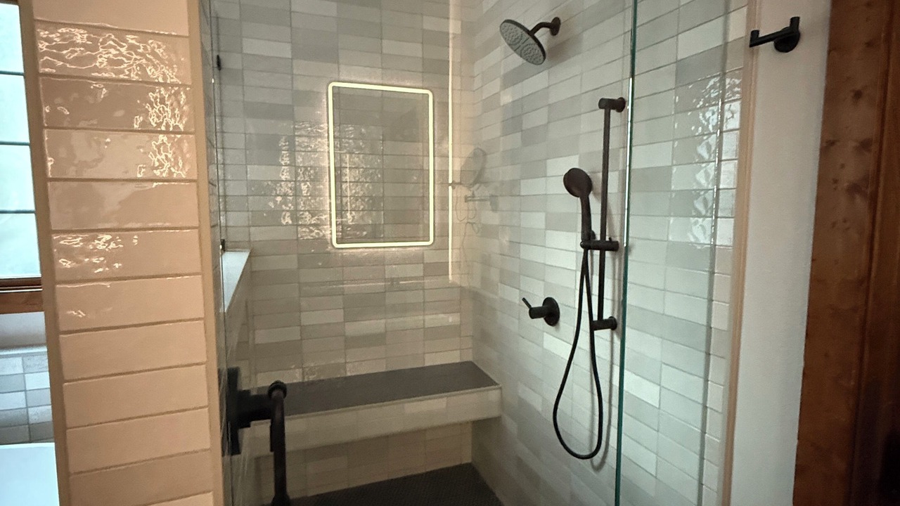 Photo of Bathroom in Sapphire