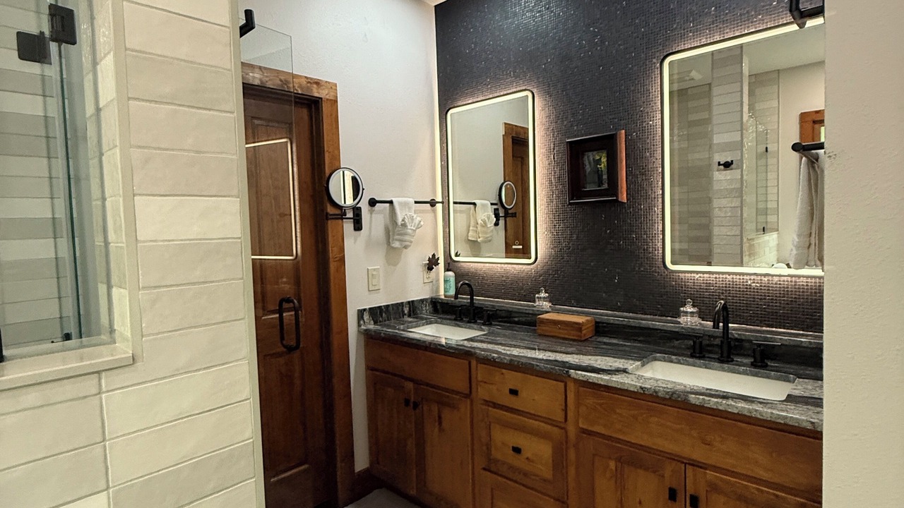 Photo of Bathroom in Sapphire