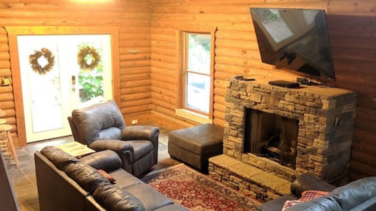 Photo of Livingroom in Waynesville