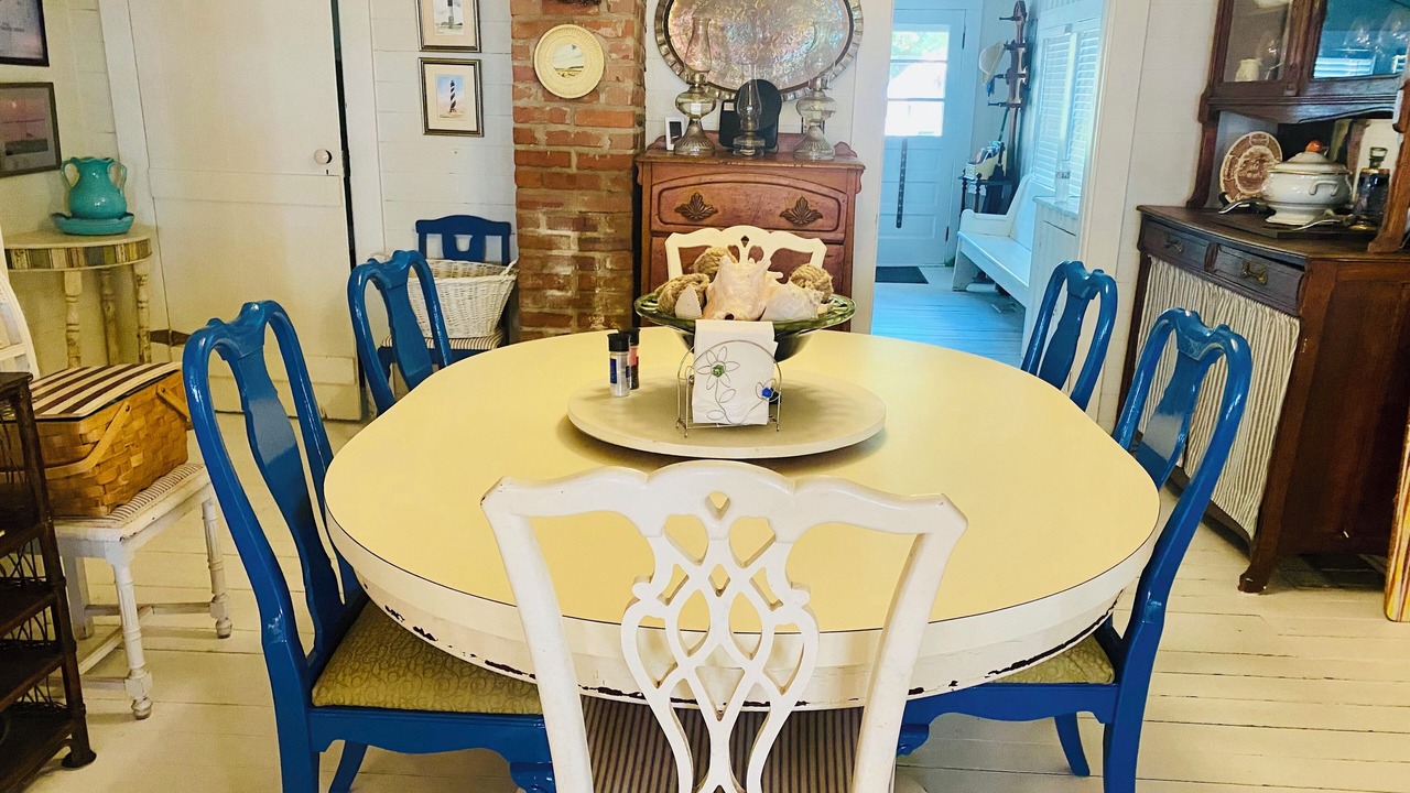Photo of Bedroom in Pamlico Beach