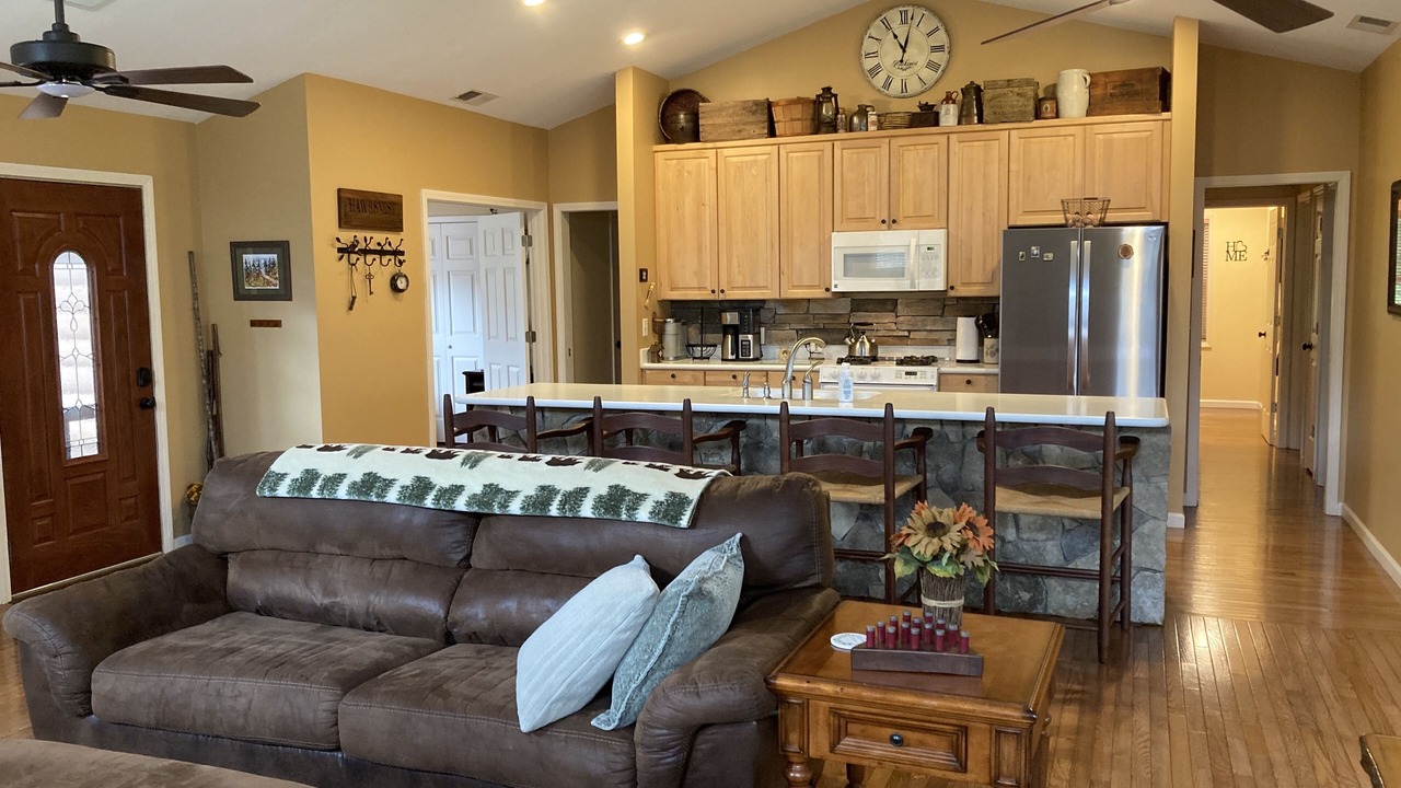 Photo of Livingroom in Ogle Meadows