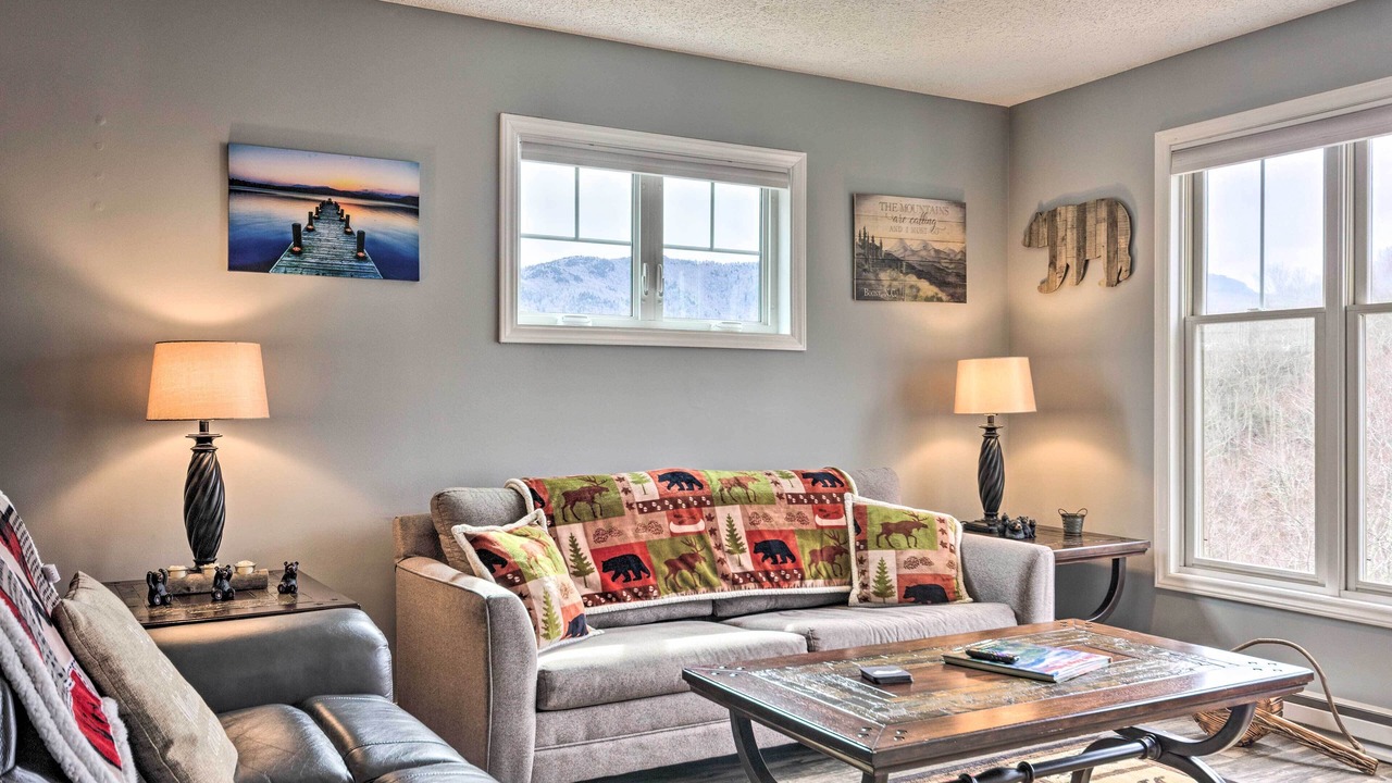 Photo of Livingroom in Seven Devils