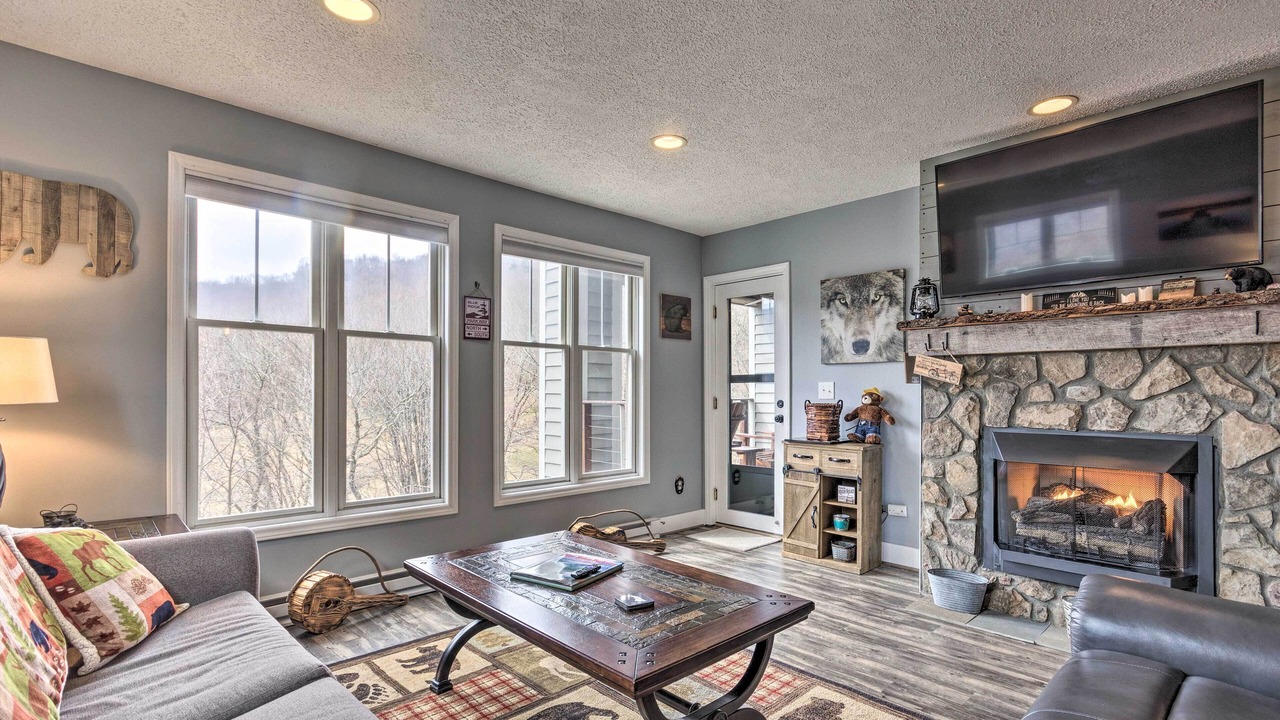 Photo of Livingroom in Seven Devils