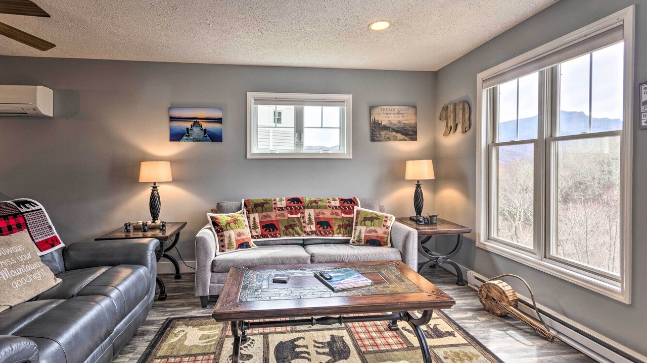 Photo of Livingroom in Seven Devils