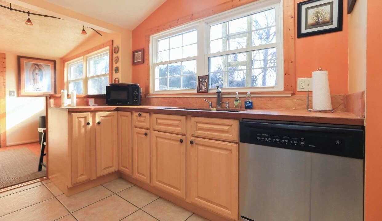 Photo of Kitchen in Kenilworth