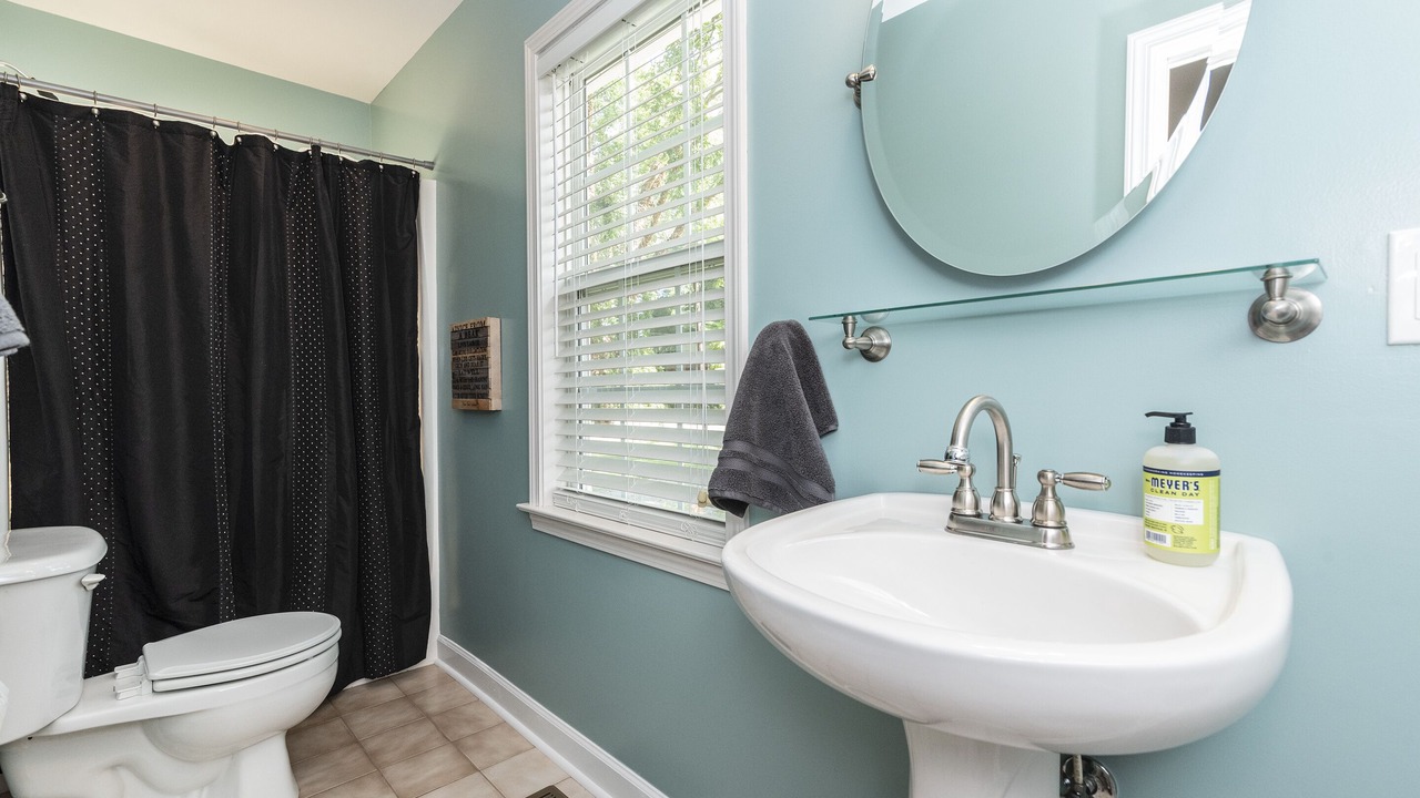 Photo of Bathroom in Lexington