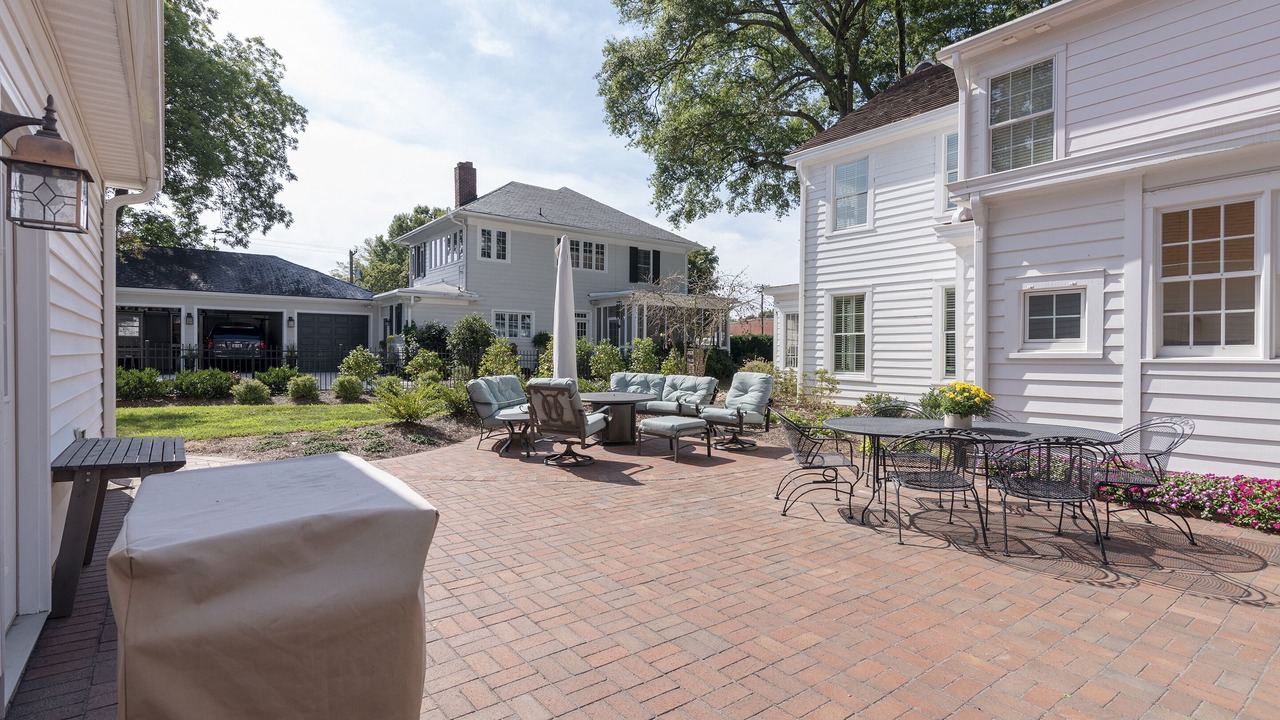 Photo of Outdoor in Lexington