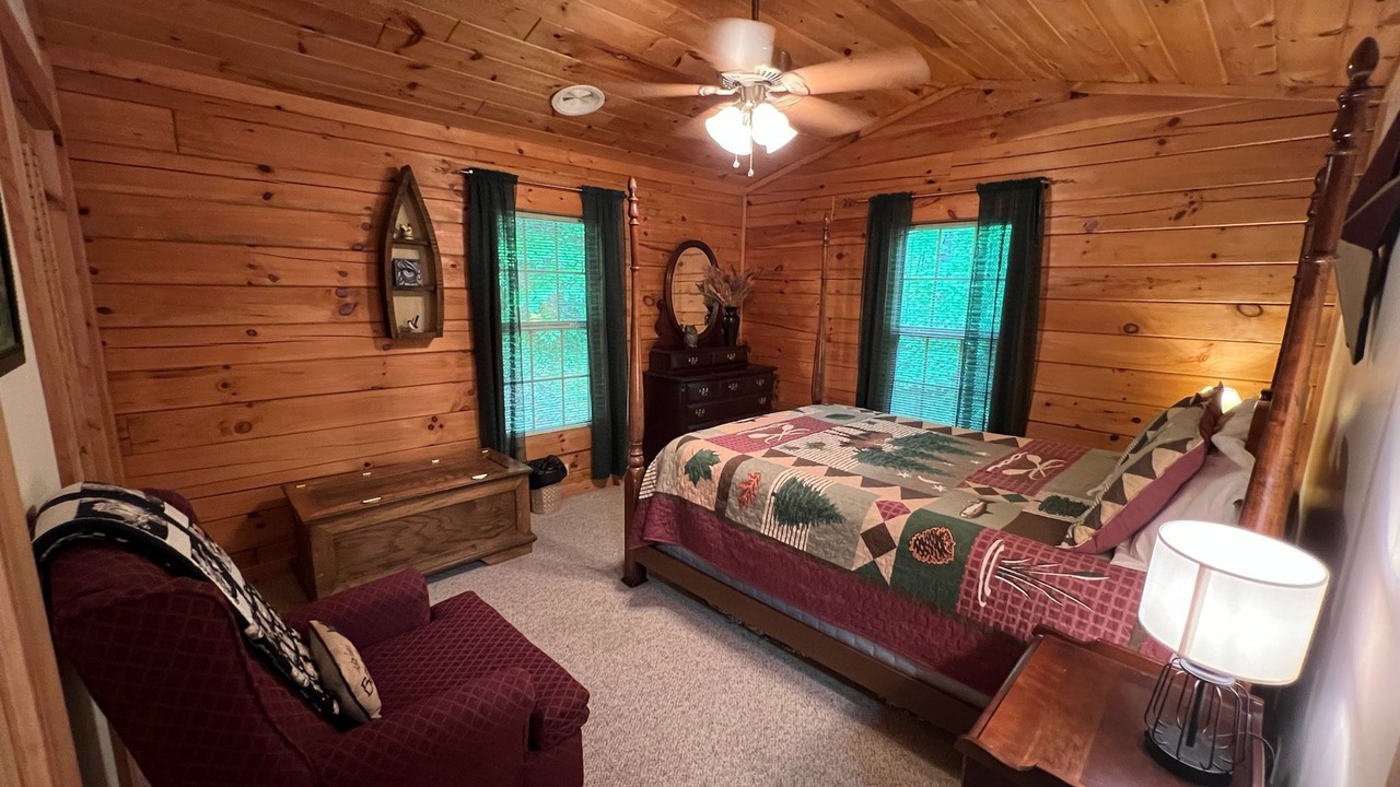 Photo of Bedroom in Zionville