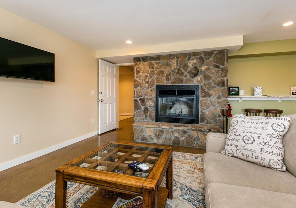 Photo of Livingroom in East End - Valley Street