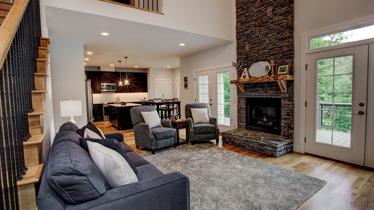 Photo of Bedroom in Barnardsville