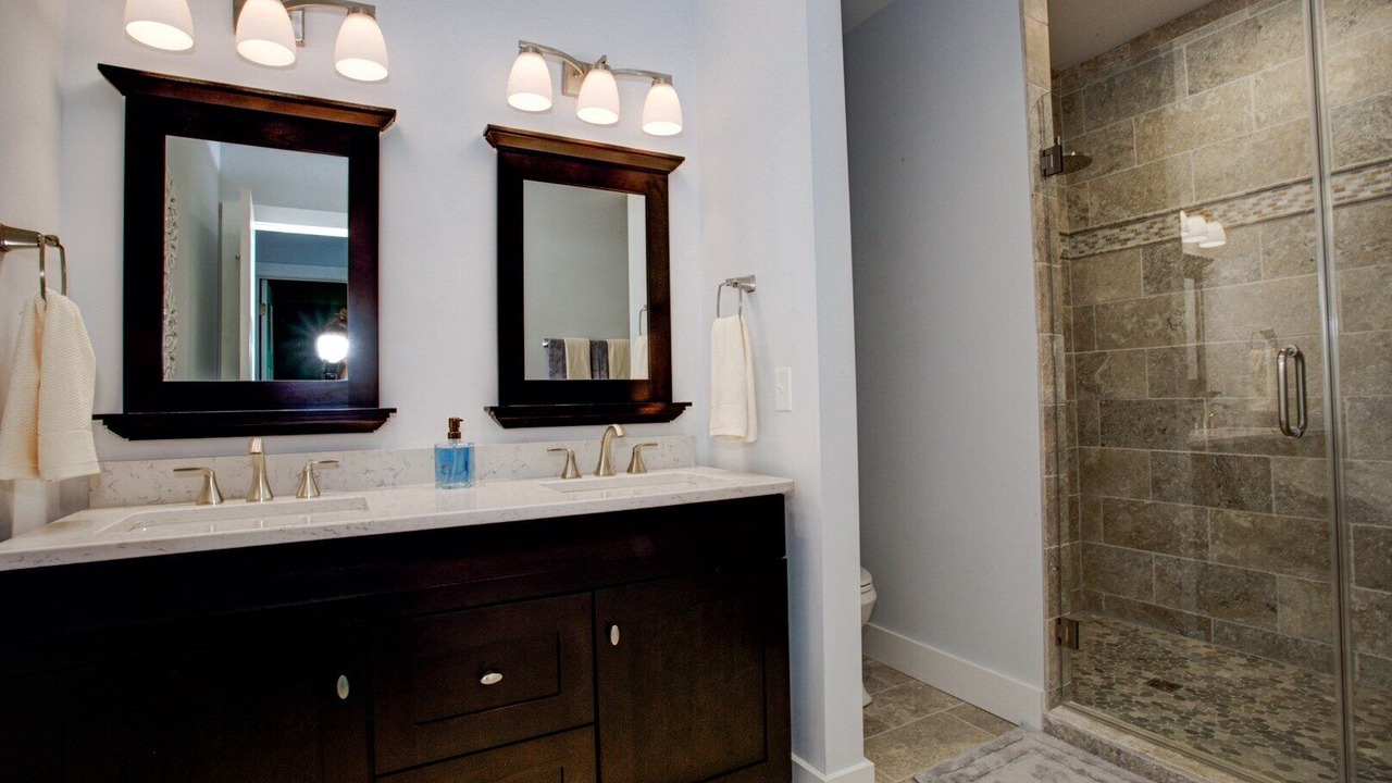 Photo of Bathroom in Barnardsville