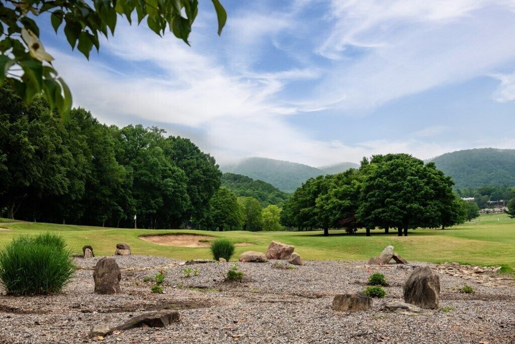 Photo of Outdoor in Lake Lure