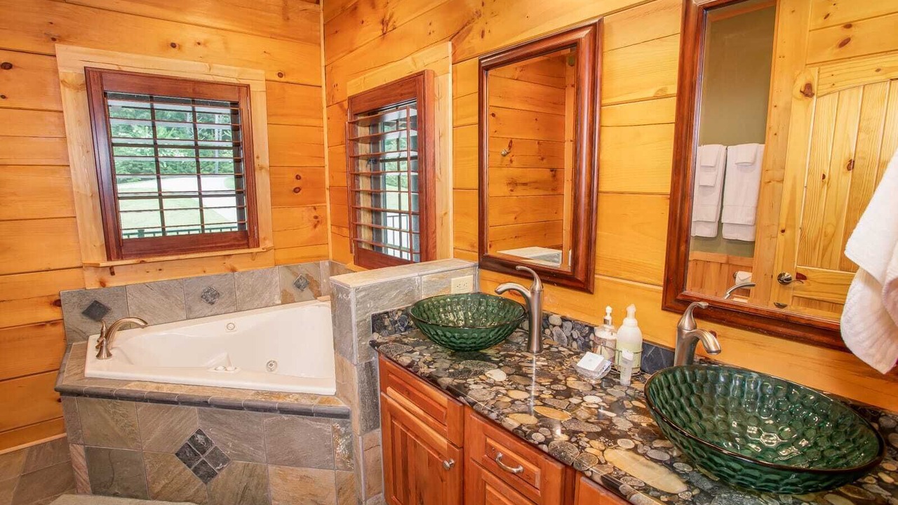 Photo of Bathroom in Wilkesboro