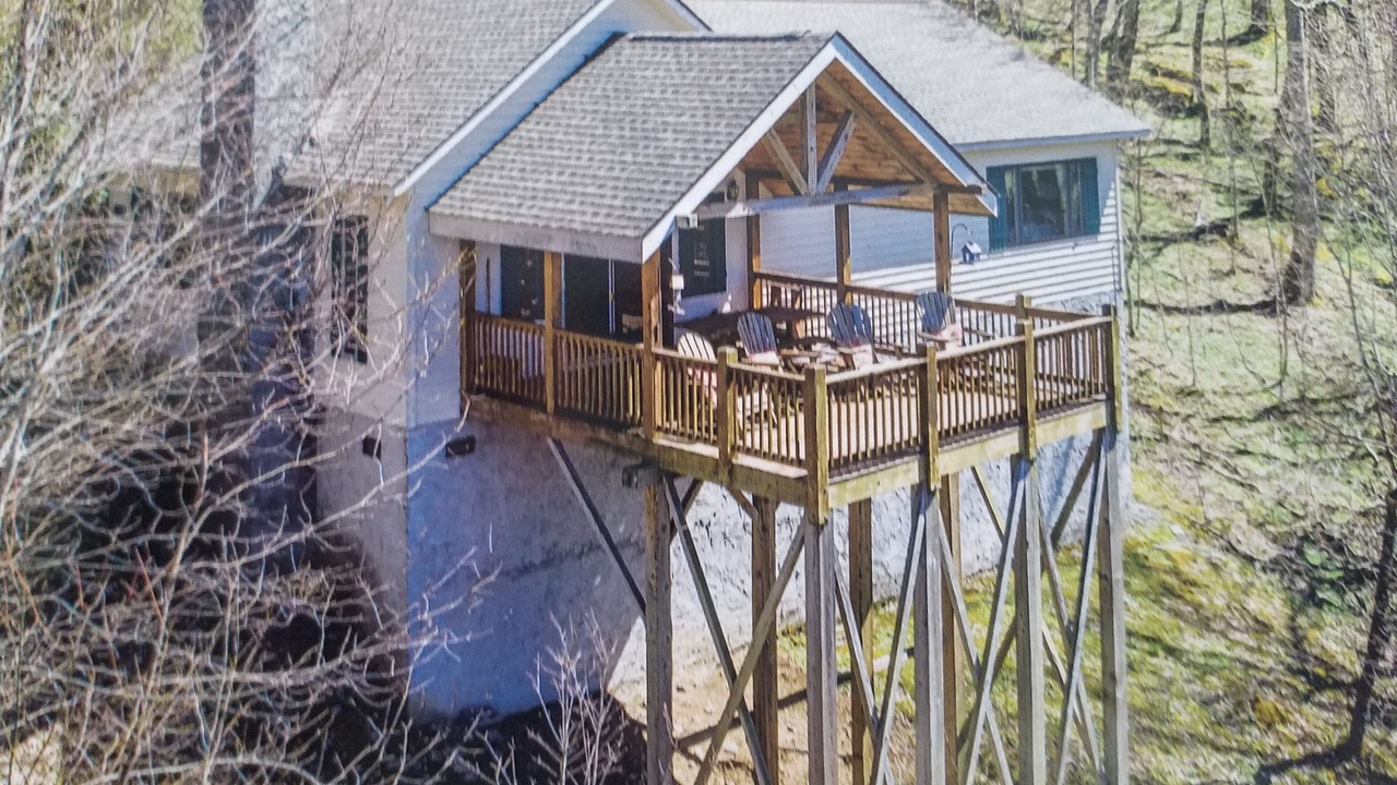Photo of Others in Sugar Mountain