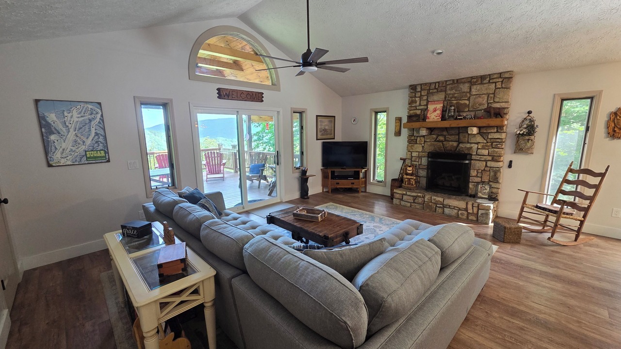 Photo of Livingroom in Sugar Mountain