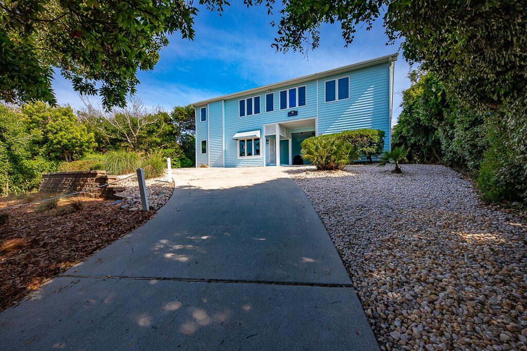 Photo of Others in Pine Knoll Shores