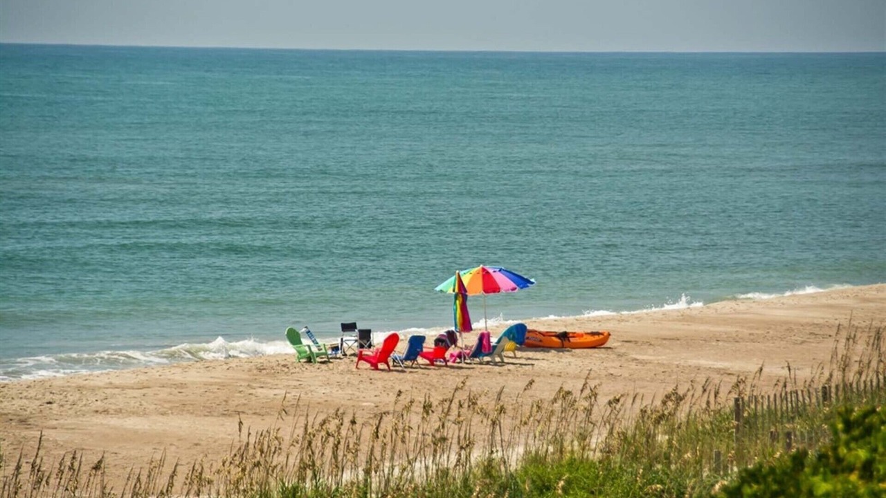 Photo of Others in Pine Knoll Shores
