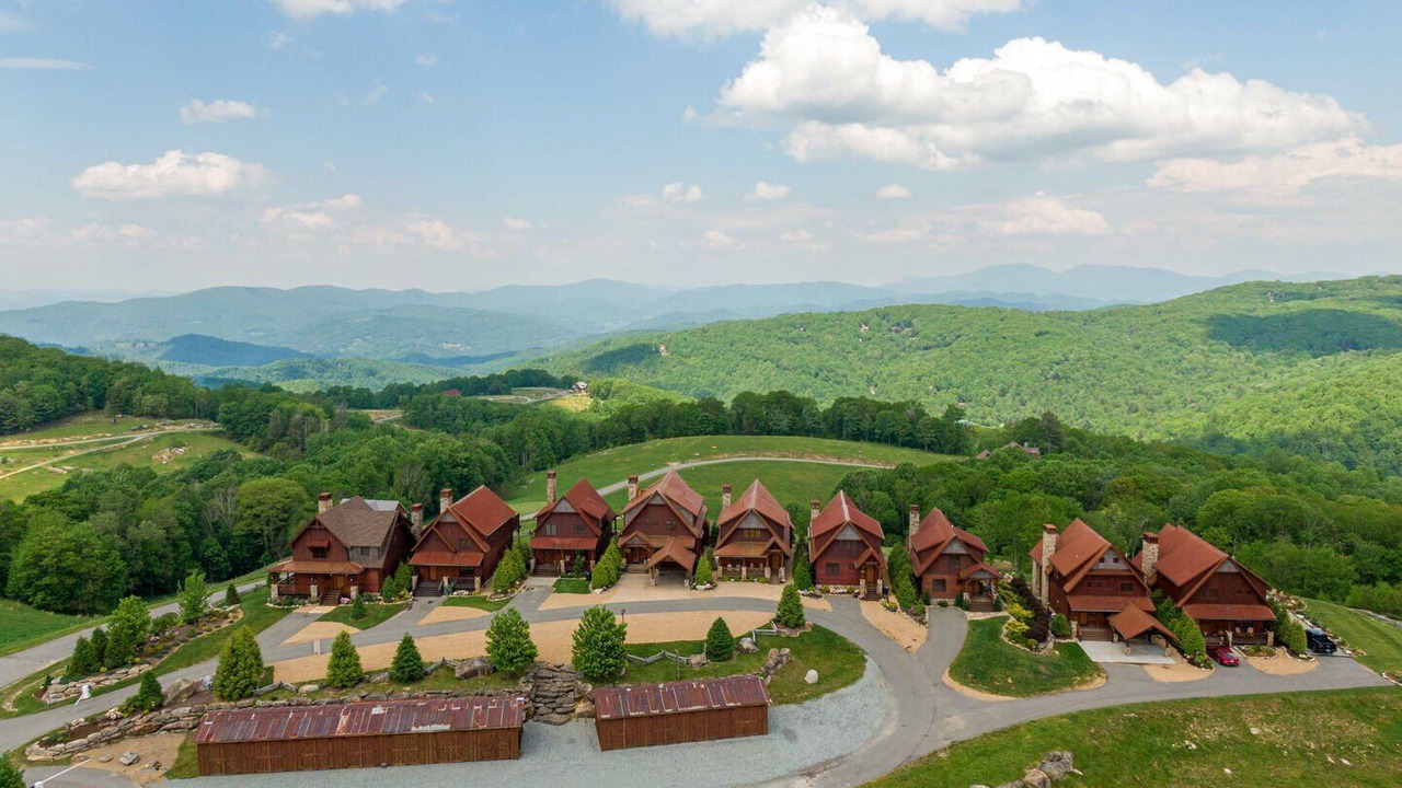 Photo of Outdoor in Elk Park