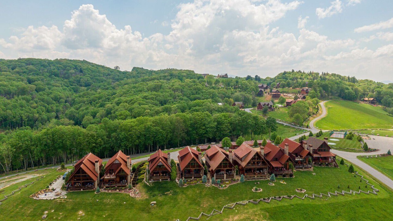 Photo of Outdoor in Elk Park