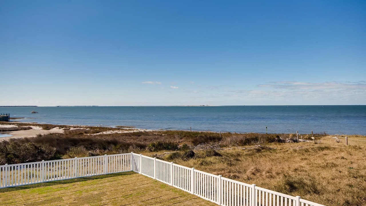 Photo of Others in Hatteras