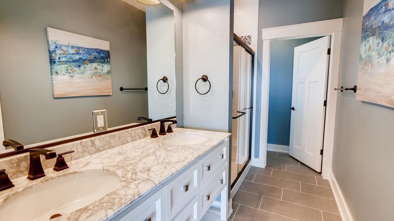 Photo of Bathroom in Hatteras