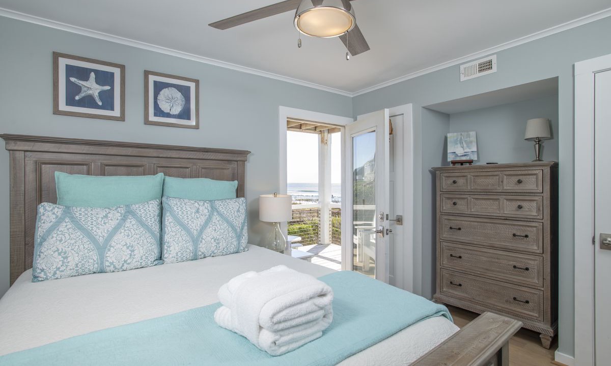 Photo of Others in Pine Knoll Shores