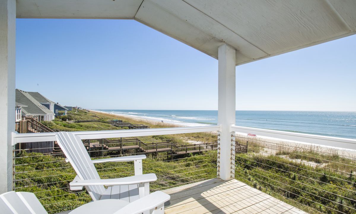 Photo of Patio Balcony in Pine Knoll Shores