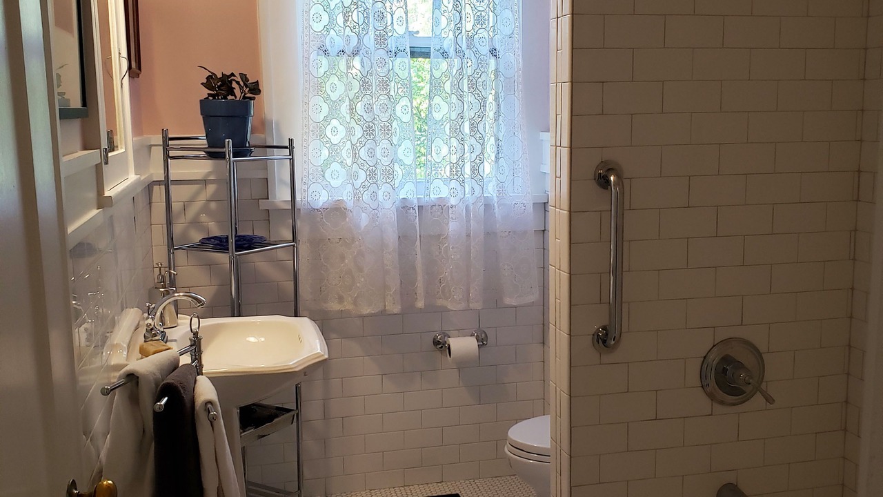 Photo of Bathroom in Historic Montford
