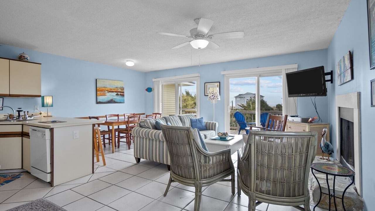 Photo of Livingroom in The Point