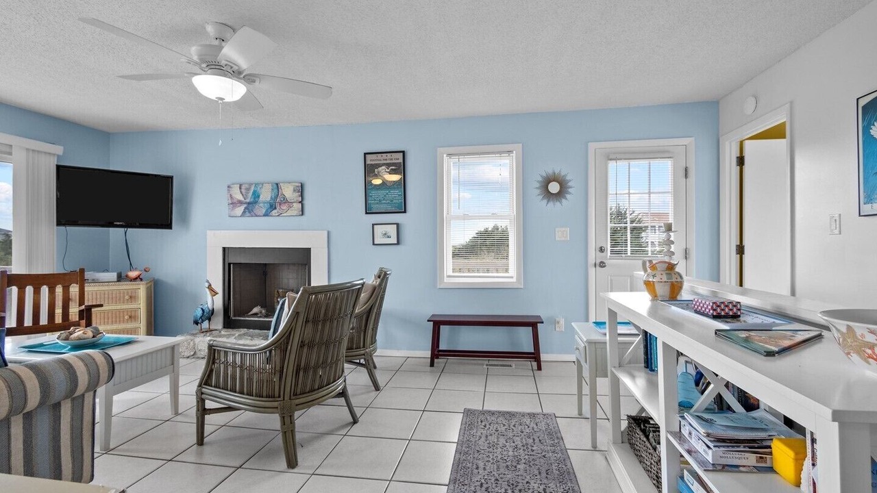 Photo of Livingroom in The Point