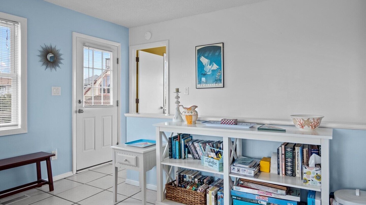 Photo of Livingroom in The Point