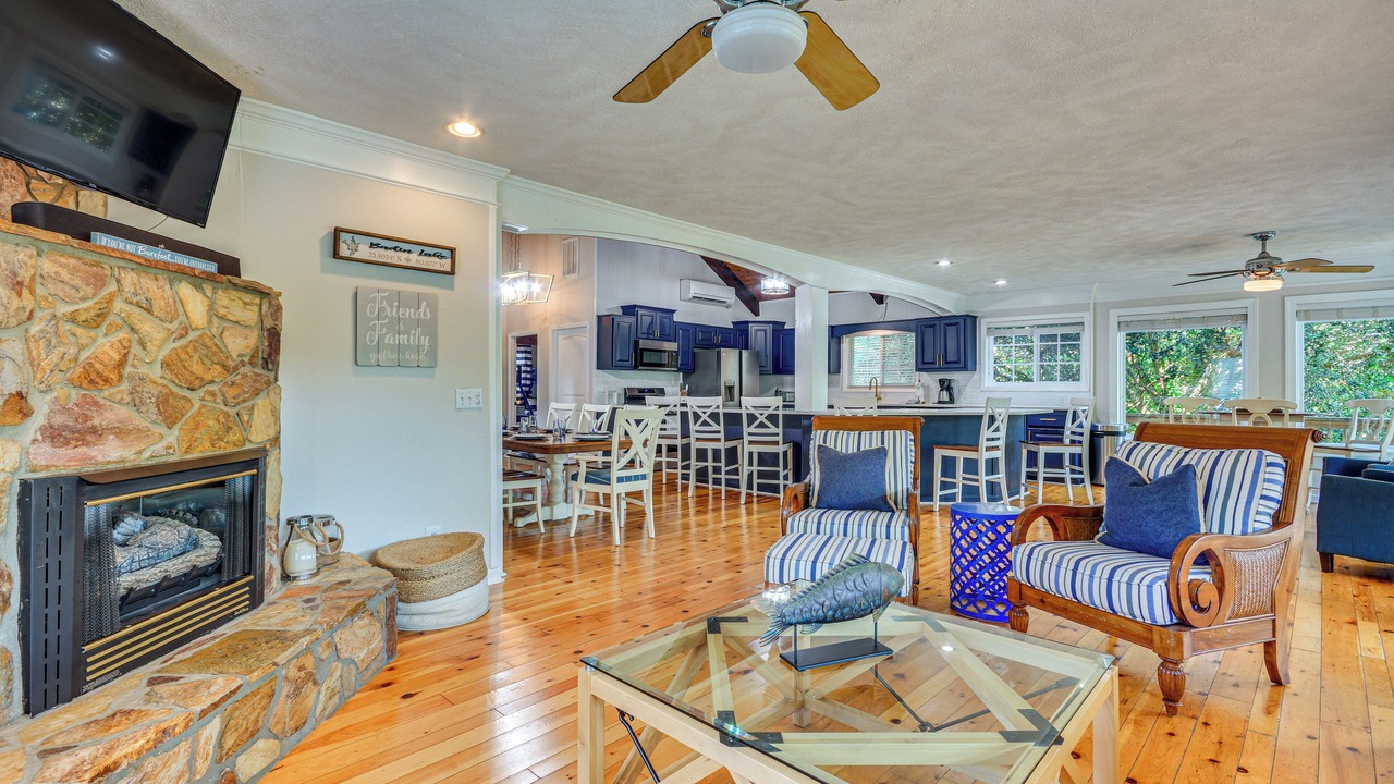 Photo of Livingroom in New London