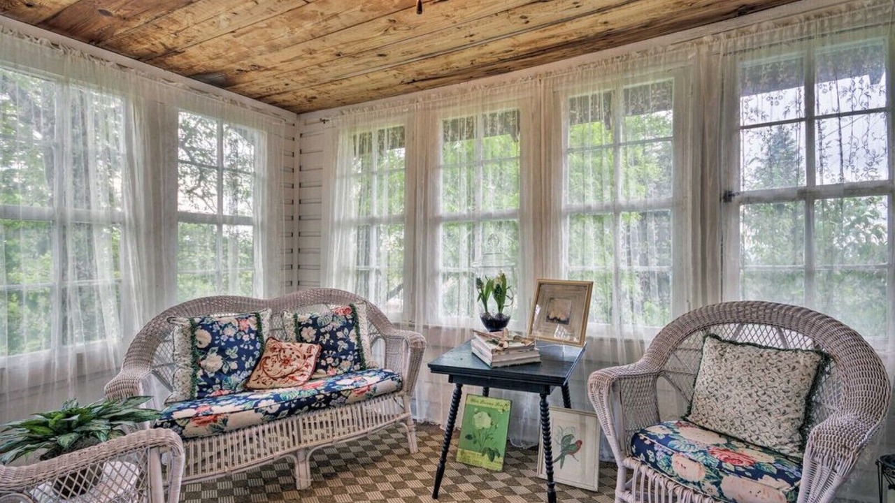 Photo of Livingroom in Little Switzerland