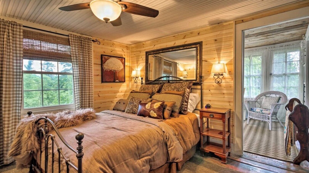 Photo of Bedroom in Little Switzerland