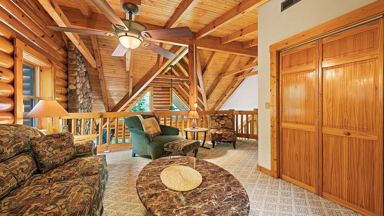 Photo of Livingroom in Waynesville
