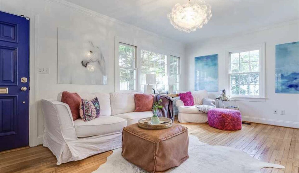 Photo of Livingroom in University Park