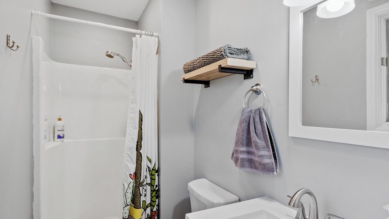 Photo of Bathroom in Royal Pines