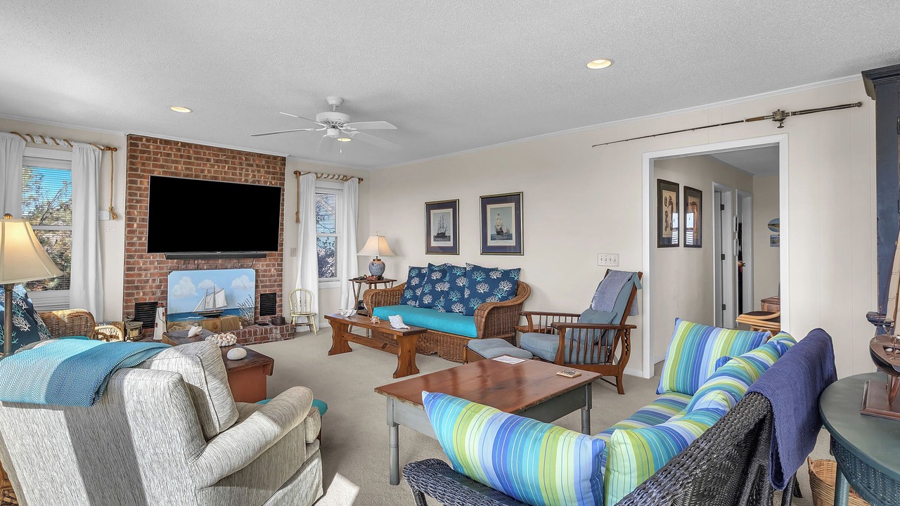 Photo of Bedroom in Caswell Beach