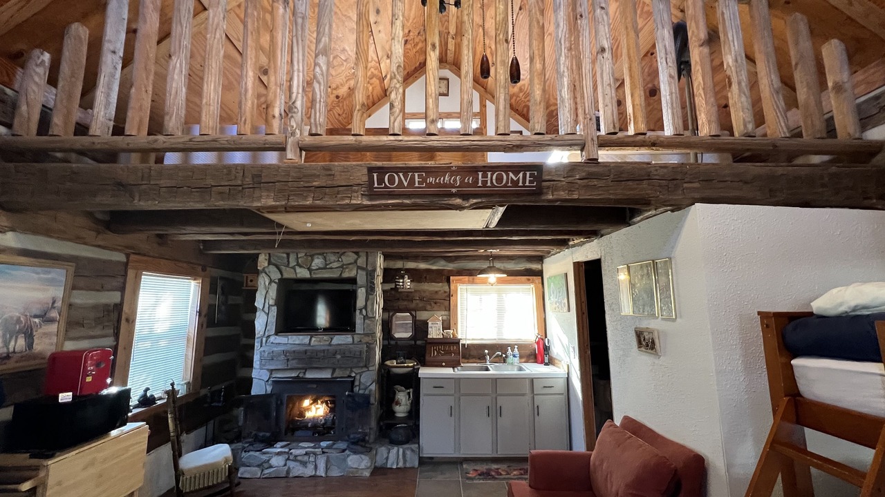 Photo of Livingroom in Burlington
