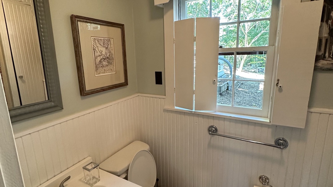 Photo of Bathroom in Roxboro