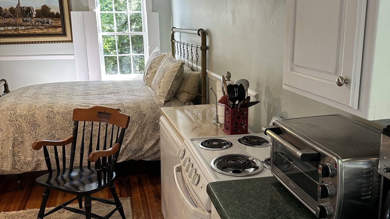Photo of Bedroom in Roxboro