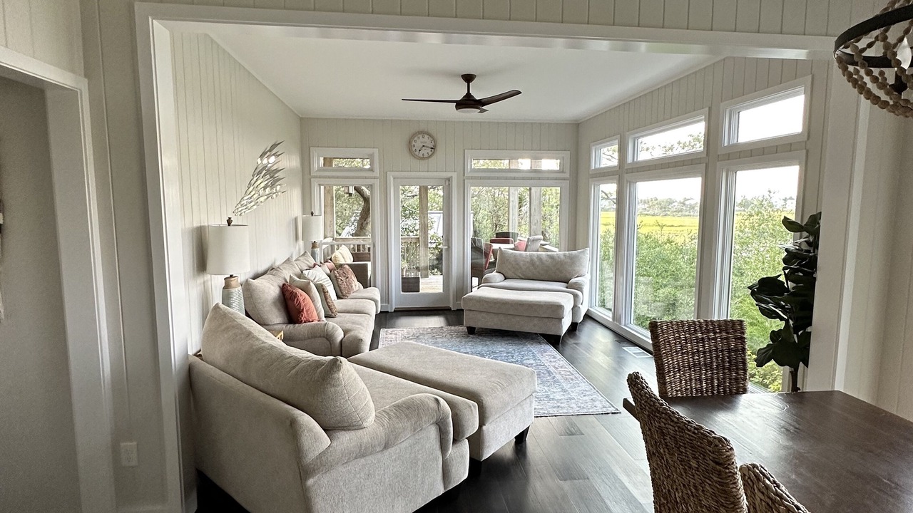 Photo of Livingroom in Lighthouse Creek