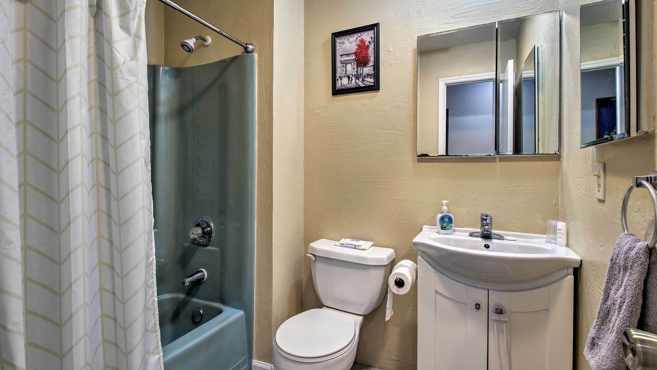 Photo of Bathroom in Beaufort