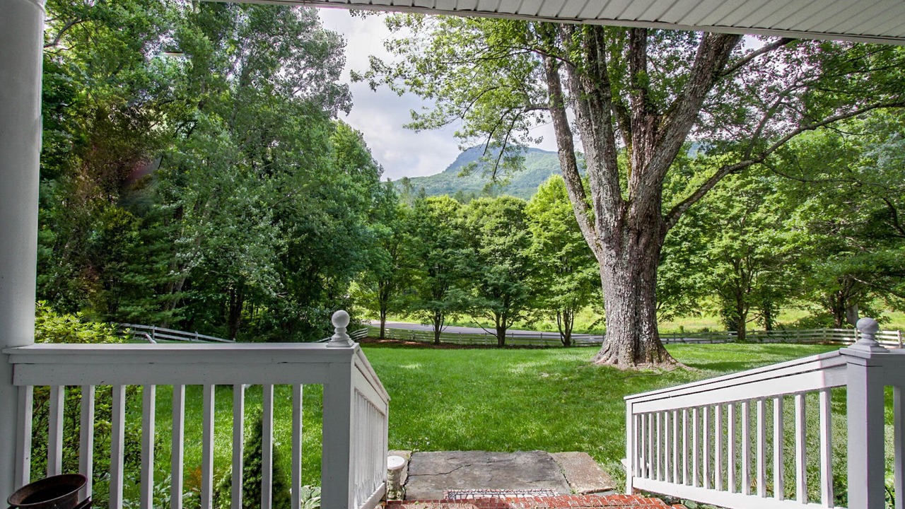 Photo of Outdoor in West Jefferson