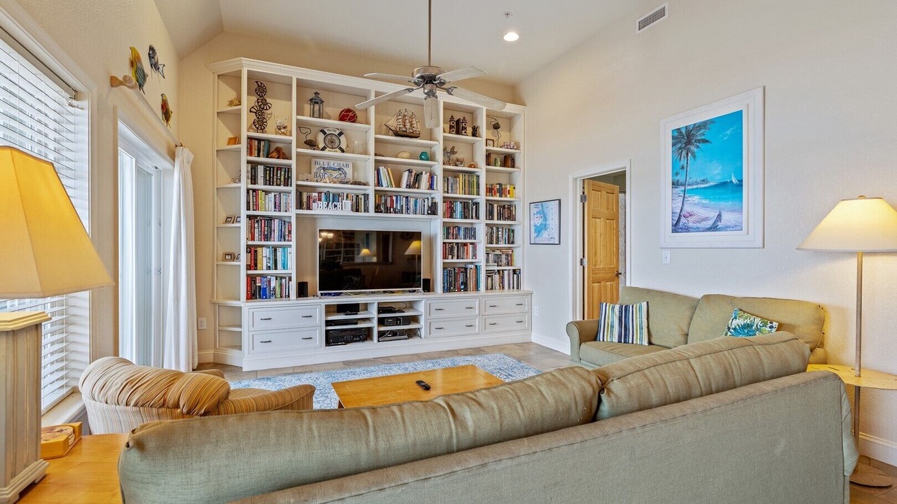 Photo of Livingroom in Kill Devil Hills