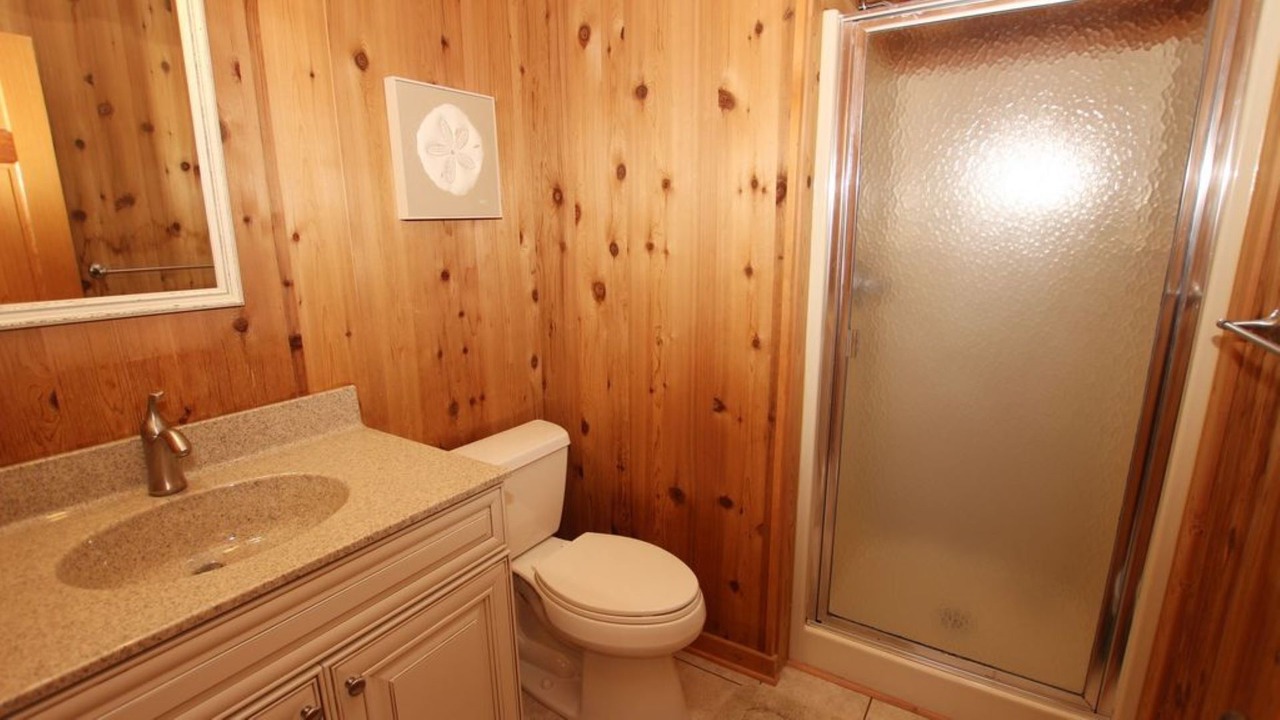 Photo of Bathroom in Ocean Sands