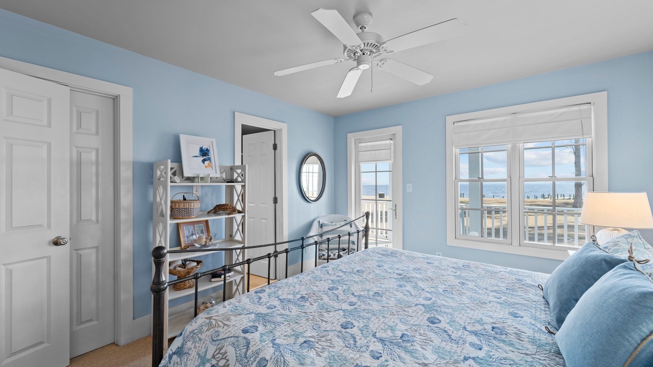 Photo of Bedroom in Minnesott Beach
