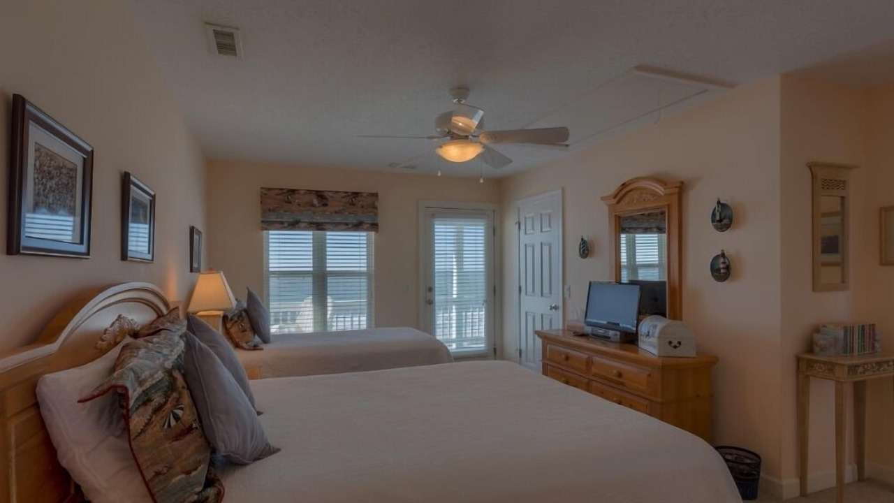Photo of Bedroom in Holden Beach