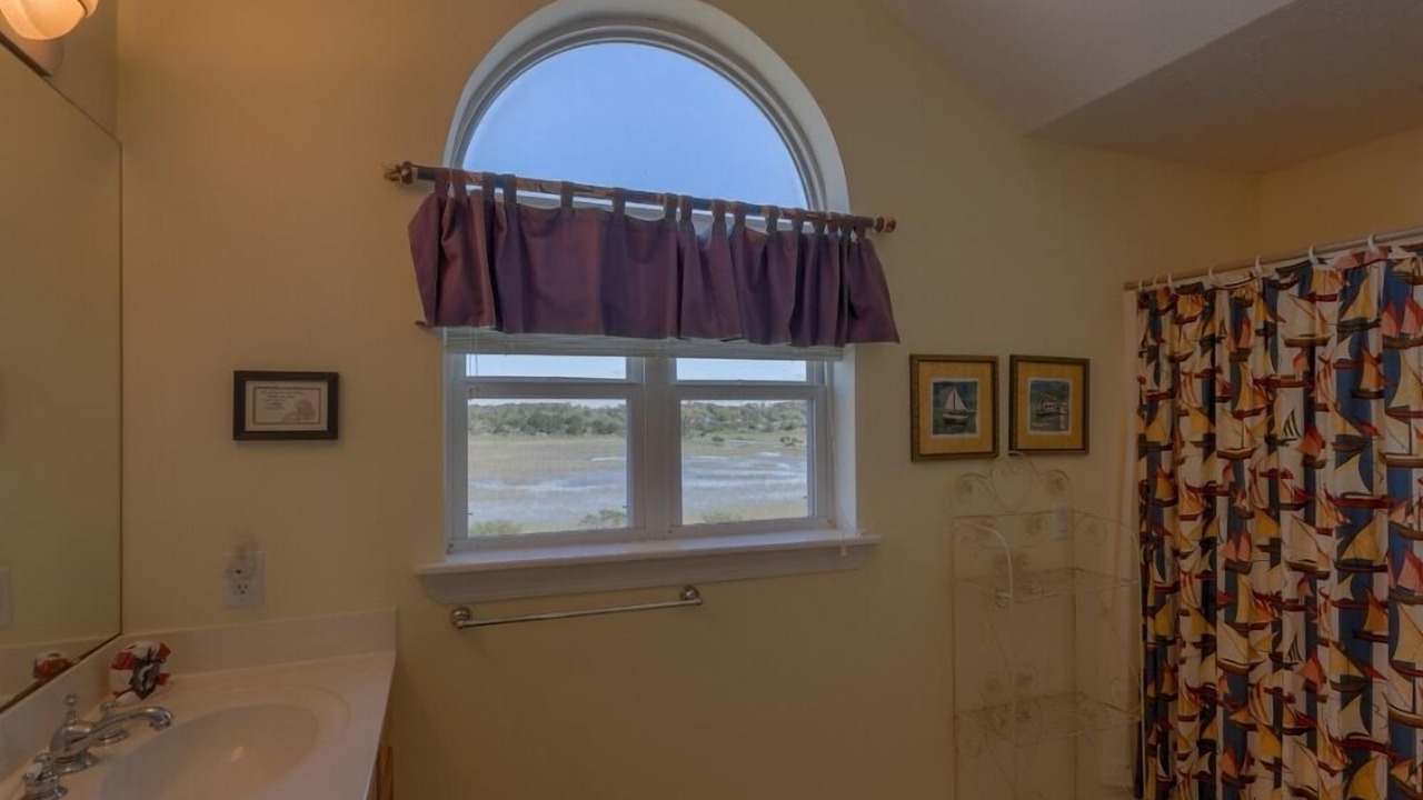 Photo of Bathroom in Holden Beach